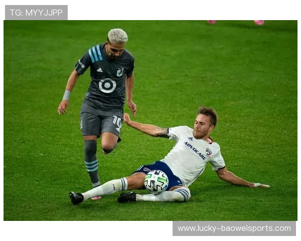 足球球星与癌症斗争的背后故事：勇气与希望并肩前行